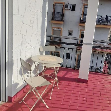 La Casa De Leon Xiii.Terraza Privada. Parejas Apartment Севиля Екстериор снимка