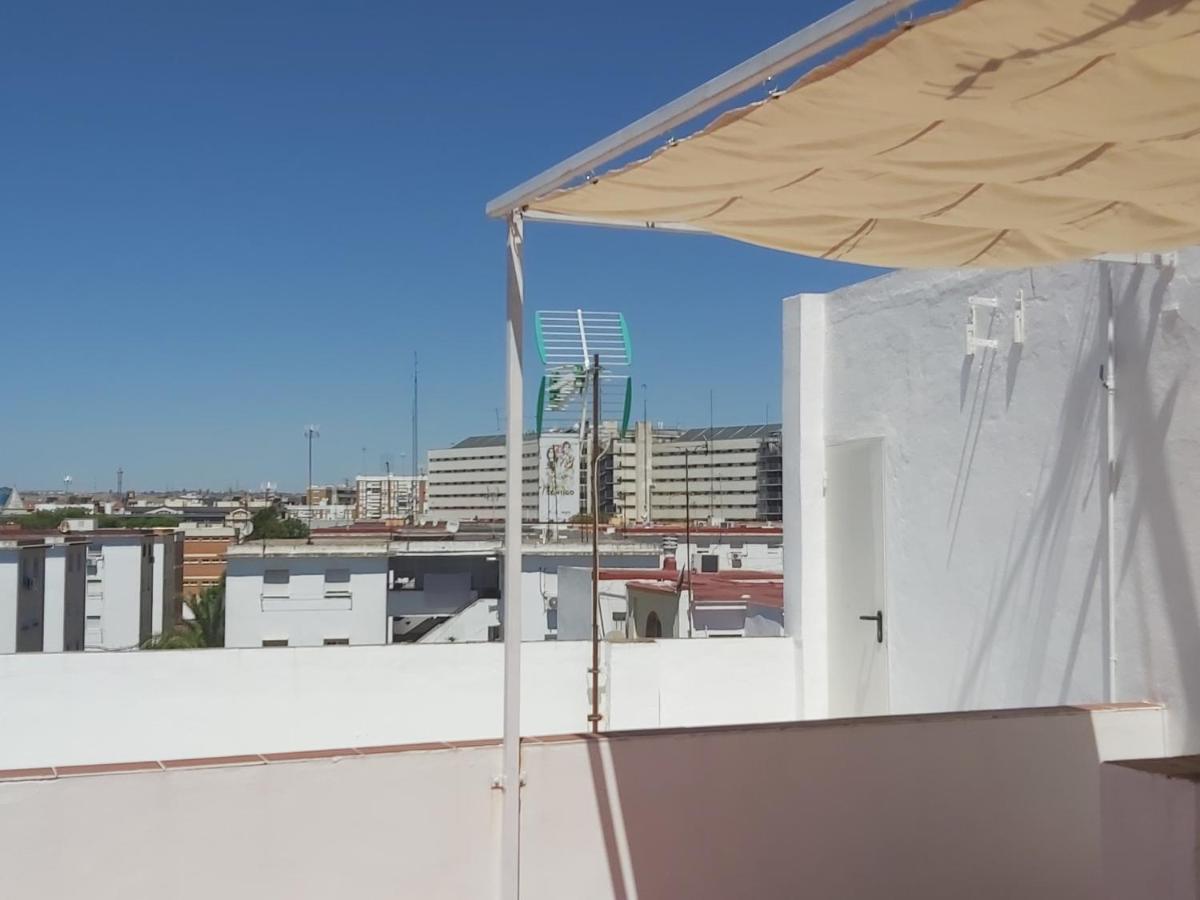 La Casa De Leon Xiii.Terraza Privada. Parejas Apartment Севиля Екстериор снимка